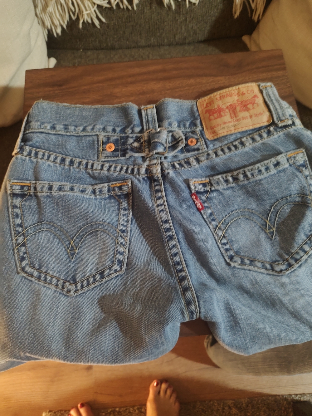 Rare Vintqge Levi's Low Slouch Jeans - Back Pocket Buckle Detail - Size 3M